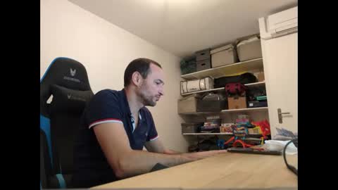 stickolive1 online show from 7, 6, 2026