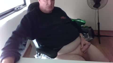 Snapshot of stiffyman55 chatting on 8, 5, 2026 stiffyman55 online show from 8, 5, 2026