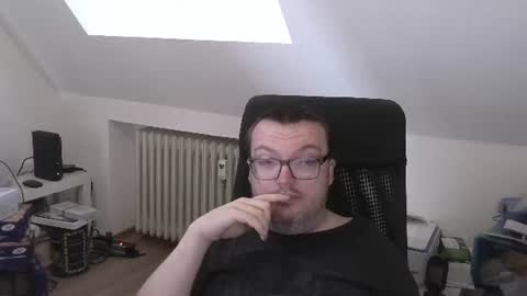 Oliver online show from 7, 8, 2026
