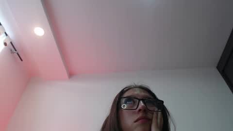 Snapshot of stiven_1_ chatting on 29, 10, 2025 stiven online show from 29, 10, 2025