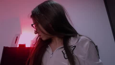 Snapshot of stiven_1_ chatting on 12, 11, 2025 stiven online show from 12, 11, 2025