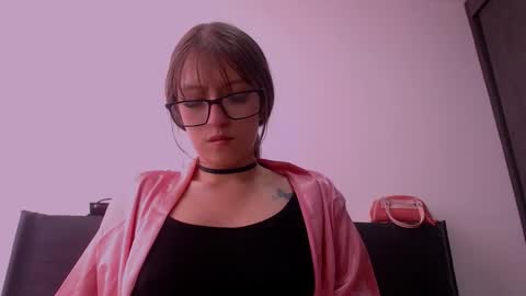 Snapshot of stiven_1_ chatting on 18, 11, 2025 stiven online show from 18, 11, 2025