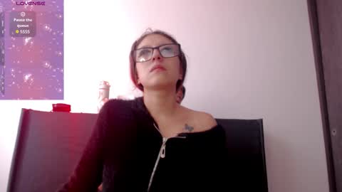 Snapshot of stiven_1_ chatting on 28, 11, 2025 stiven online show from 28, 11, 2025