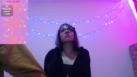 Snapshot of stiven_1_ chatting on 15, 12, 2025 stiven online show from 15, 12, 2025