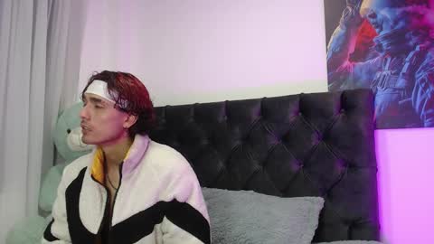 Snapshot of stiven_1_ chatting on 3, 3, 2026 stiven online show from 3, 3, 2026