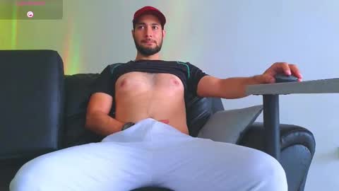 Snapshot of stiven_montiel chatting on 20, 9, 2025 Stiven Montiel online show from 20, 9, 2025