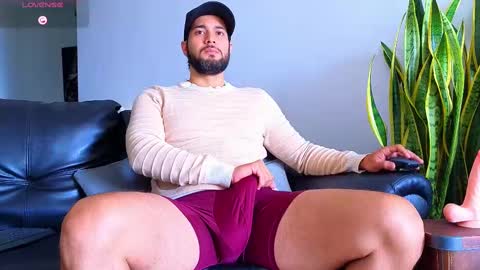 Snapshot of stiven_montiel chatting on 5, 10, 2025 Stiven Montiel online show from 5, 10, 2025