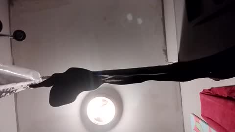 Oval2022 online show from 4, 12, 2025