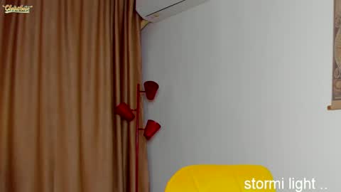 Snapshot of stormi_light chatting on 15, 10, 2025 Stormi online show from 15, 10, 2025