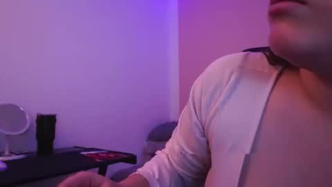 Storm Sweet online show from 17, 10, 2025