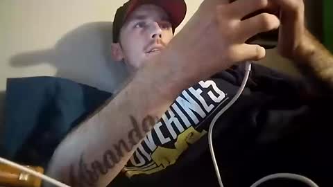 Snapshot of str33twyz3 chatting on 10, 10, 2025 Streetwyze online show from 10, 10, 2025