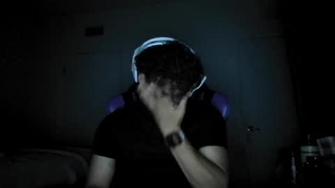 Snapshot of str8dj chatting on 7, 7, 2026 Dj online show from 7, 7, 2026