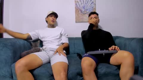 straight__friends online show from 12, 9, 2025