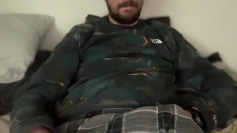 straightfirelotus69420_ online show from 20, 5, 2026