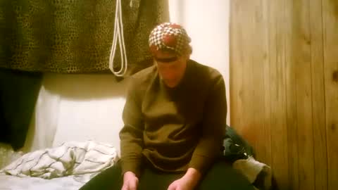 Snapshot of straighttoy chatting on 12, 2, 2025 straighttoy online show from 12, 2, 2025