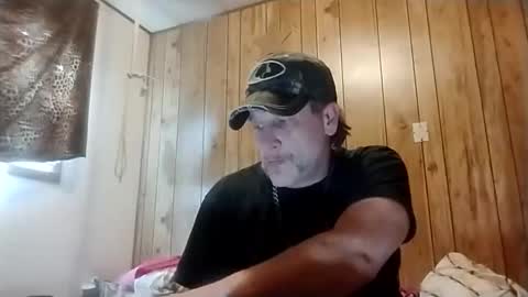 Snapshot of straighttoy chatting on 20, 2, 2025 straighttoy online show from 20, 2, 2025