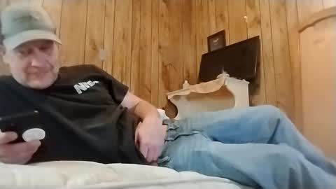 Snapshot of straighttoy chatting on 9, 3, 2025 straighttoy online show from 9, 3, 2025