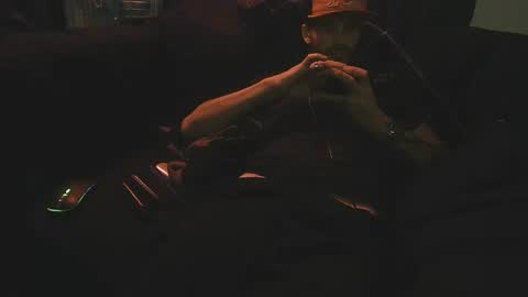 straitpipermann22 online show from 6, 11, 2025