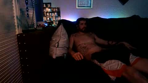 straitpipermann22 online show from 8, 4, 2026