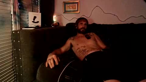 straitpipermann22 online show from 8, 5, 2026