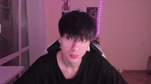 Snapshot of stralght_twinks chatting on 8, 12, 2024 Ray online show from 8, 12, 2024