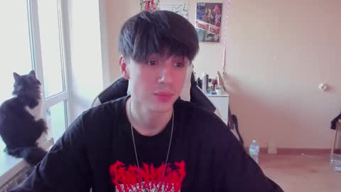 Snapshot of stralght_twinks chatting on 11, 12, 2024 Ray online show from 11, 12, 2024