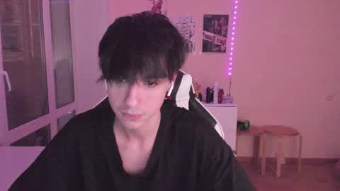 Snapshot of stralght_twinks chatting on 18, 12, 2024 Ray online show from 18, 12, 2024