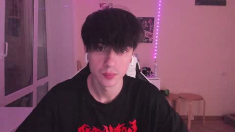 Snapshot of stralght_twinks chatting on 30, 12, 2024 Ray online show from 30, 12, 2024