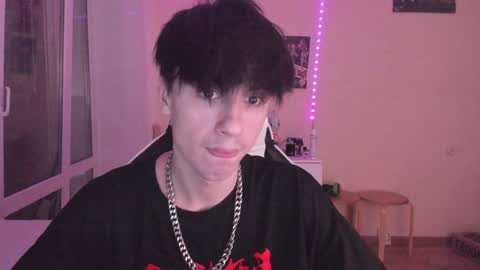 Snapshot of stralght_twinks chatting on 30, 12, 2024 Ray online show from 30, 12, 2024