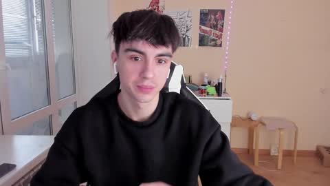 Snapshot of stralght_twinks chatting on 27, 1, 2025 Ray online show from 27, 1, 2025