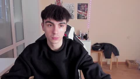 Snapshot of stralght_twinks chatting on 28, 1, 2025 Ray online show from 28, 1, 2025