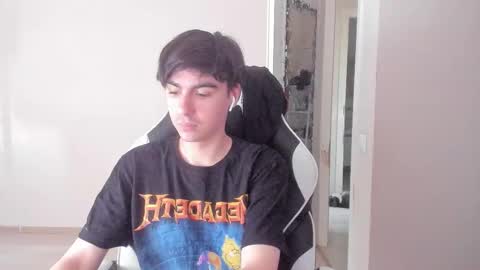 Snapshot of stralght_twinks chatting on 29, 9, 2025 Ray online show from 29, 9, 2025