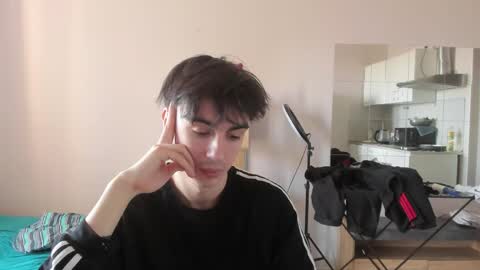 Ray online show from 11, 4, 2026