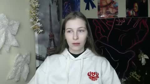 Snapshot of stranger_giirl chatting on 7, 1, 2026 Amalia online show from 7, 1, 2026