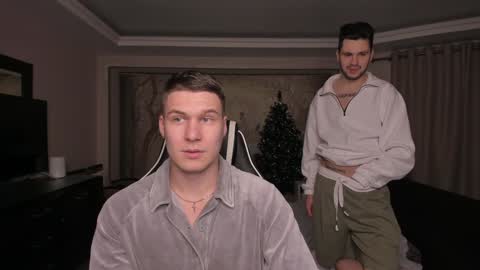 Snapshot of stranggee chatting on 26, 12, 2024 Artem online show from 26, 12, 2024