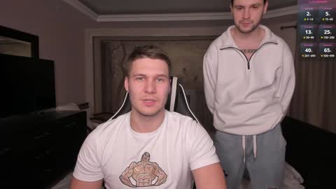 Snapshot of stranggee chatting on 8, 1, 2025 Artem online show from 8, 1, 2025