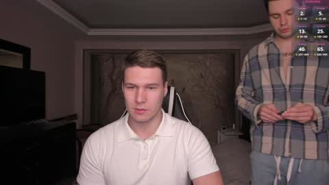 Snapshot of stranggee chatting on 11, 1, 2025 Artem online show from 11, 1, 2025