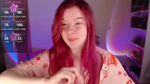 Snapshot of strawberry_juli chatting on 17, 10, 2025 Juli online show from 17, 10, 2025