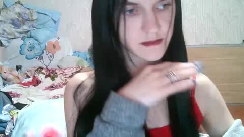 Snapshot of strawberry_storm chatting on 7, 4, 2026 Strawberry Storm online show from 7, 4, 2026