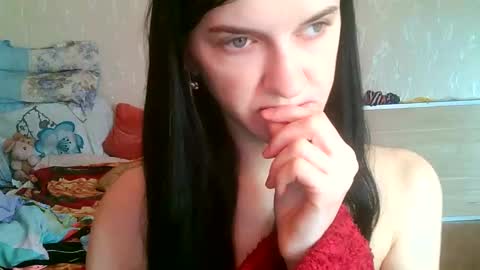 Strawberry Storm online show from 19, 5, 2026
