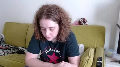 Snapshot of strawberrylotsacake chatting on 19, 5, 2026 Strawberrylotsacake online show from 19, 5, 2026