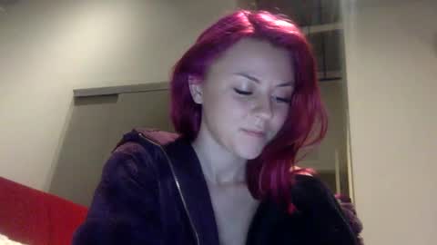 Ruby Moon online show from 6, 2, 2025