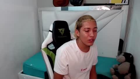 Snapshot of street_poemm_ chatting on 26, 2, 2026 Street online show from 26, 2, 2026