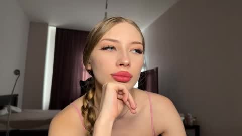 Streis  open pvt online show from 22, 2, 2026