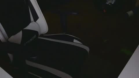 stretchyz new online show from 28, 5, 2026