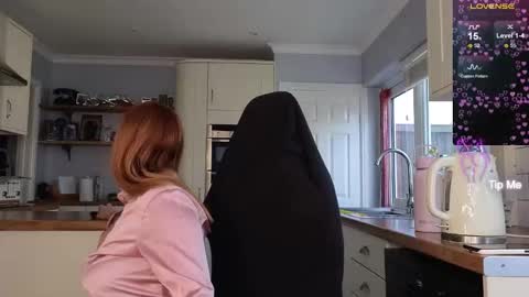 Amorina online show from 18, 9, 2025