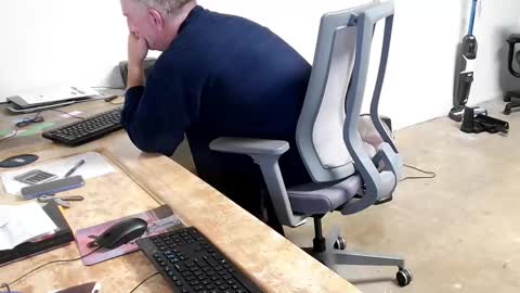 Snapshot of strokingdragon48 chatting on 27, 10, 2025 strokingdragon48 online show from 27, 10, 2025