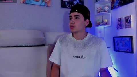 strong_rock69 online show from 7, 4, 2026