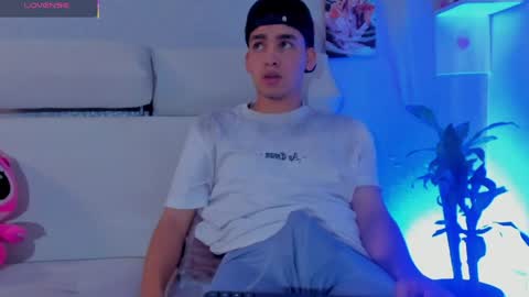 strong_rock69 online show from 17, 4, 2026