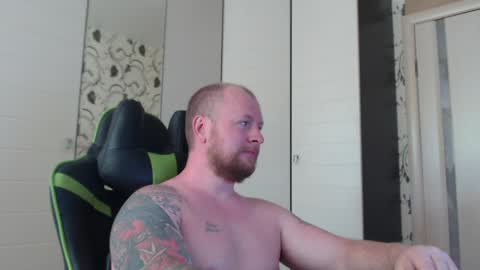 Snapshot of strongass18 chatting on 8, 6, 2026 Alex online show from 8, 6, 2026